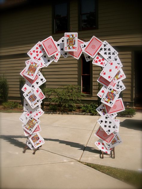 Card arch for Alice in Wonderland party Queen Of Hearts Prom Theme, Mad Hatter Tea Party Backdrop, Mad Hatters Tea Party Decorations, Large Playing Cards Decorations, Alice In Wonderland Archway, Mad Hatter Themed Party, Playing Card Party Decorations, Mad Hatter Backdrop, Alice In Wonderland Backdrop Diy