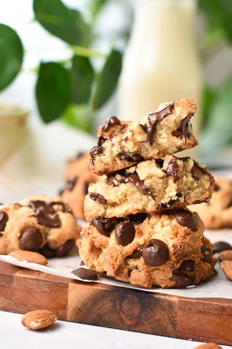 These 5-ingredient Almond Flour Chocolate Chip cookies are easy, vegan, gluten-free cookies with a delicious chewy texture Conscious Plant Kitchen, Almond Flour Chocolate Chip, Almond Flour Recipes Cookies, Almond Flour Chocolate Chip Cookies, Chocolate Chips Cookies, Gf Cookies, Brownies Recipe Homemade, Chocolate Chip Cookies Ingredients, Almond Flour Cookies