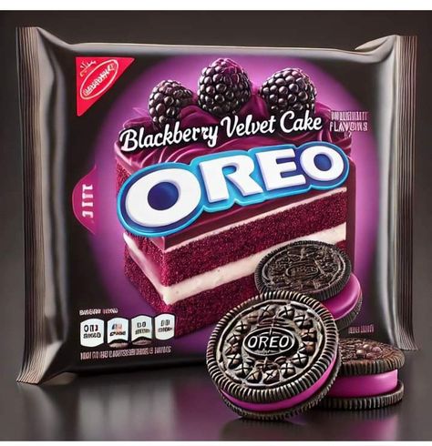 Oreo Packaging, Weird Oreo Flavors, Weird Snacks, Oreo Flavors, Kitten Wallpaper, Pumpkin Recipes Dessert, Junk Food Snacks, Oreo Cake, Chocolate Packaging