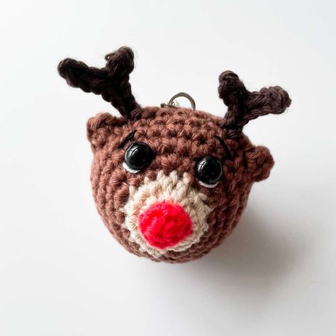 Crochet No Sew, Head Crochet, Reindeer Amigurumi, Crochet Kindness, Reindeer Crochet, Create An Animal, Sew Christmas, Reindeer Head, Free Pdf Pattern