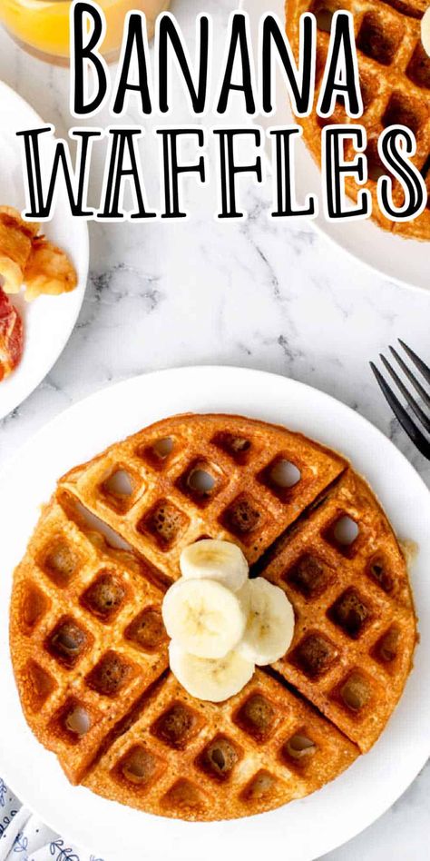 Banana Waffles Easy, Waffles Recipe Easy, Banana Waffle Recipe, Waffles From Scratch, Blueberry Waffles Recipe, Easy Waffle Recipe, Banana Waffles, Waffle Ingredients, Waffle Maker Recipes