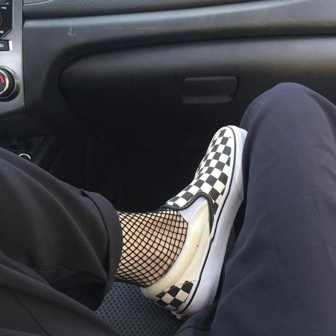 Korean Aesthetic Style, Outfits Con Vans, Vans Slip On Outfit, Slip On Outfit, Vans Checkerboard Slip On, Checkerboard Vans, Vans Outfit, Luxury Boots, Vans Checkerboard