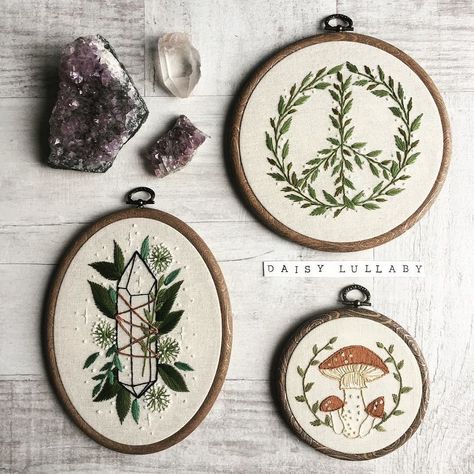 Witch Embroidery: 20 Works by Paige Ashleigh for those who Believe in Magic, фото № 29 Witch Embroidery, Believe In, Cute Embroidery, Simple Embroidery, Sewing Embroidery Designs, Hand Embroidery Art, Hand Embroidery Stitches, Believe In Magic, Embroidery Hoop Art