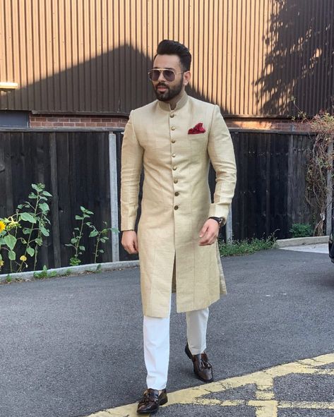 Long Jodhpuri Suits For Men Wedding, Mayank Chawla Suits Men, Shervani Design For Men Simple, Court Pants For Men Wedding, Trending Kurta For Men, Jodhpuri Suits For Men Wedding, Groom Kurta, Indian Wedding Suits Men, Indian Wedding Clothes For Men