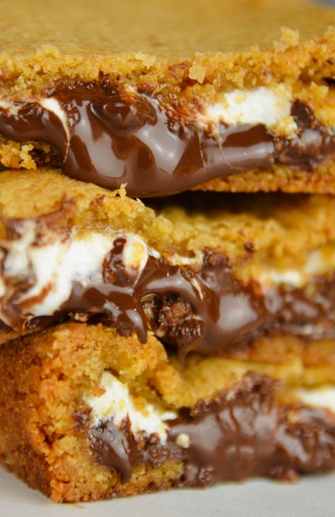 S’mores Bars – Corrigan Sisters Corrigan Sisters, Smores Bar Recipe, Breakfast Ideas Healthy Clean Eating, Smores Bars, Smores Bar, S Mores Bars, Smores Dessert, Smore Recipes, Summer Baking