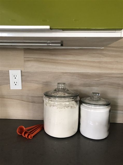 Don't they look cute sitting out on the counter? Also, with clear jars, you'll never be surprised again to find out that you're out of flour. Flour Jars On Counter, Flour Storage Containers, Counter Top Storage, Flour Jar, Flour Storage, Kitchen And Pantry, Clear Jars, Pickle Jars, Pantry Organization