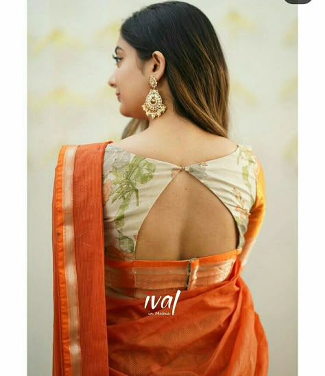 Back Neck Designs With Dori, Blouse Back Neck, Model Blouse, Latest Model Blouse Designs, Blouse Back Neck Designs, Blouse Back, Back Neck Designs, Fancy Blouse, Elegant Blouse Designs