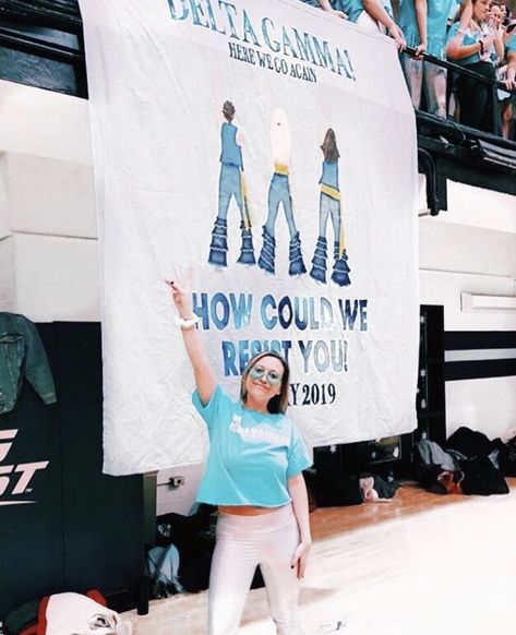 Mama Mia Sorority Banner, Mamma Mia Big Little Reveal, Mama Mia Bid Day Theme, Mamma Mia Bid Day Theme, Mama Mia Bid Day, Mamma Mia Bid Day, Sorority Recruitment Decorations, Sorority Work Week, Sorority Recruitment Themes