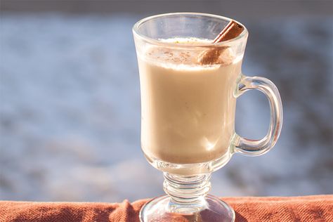 Homemade Rumchata, Rumchata Recipes, Rum Chata, Homemade Alcohol, Homemade Liquor, Liquor Recipes, Citrus Cocktails, Liqueurs Recipes, Banana Milkshake