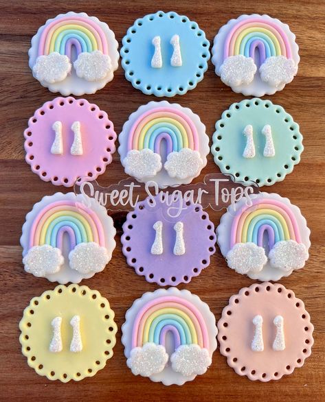 Pastel rainbow, rainbow cake topper,rainbow party decor edible fondant cupcake toppers, party favor, rainbow party, baby shower by SweetSugarTops on Etsy Fondant Rainbow, Wilton Fondant, Fondant Cupcake Topper, Ugly Cakes, Edible Toppers, Treat Toppers, Fondant Cupcake Toppers, Rainbow Cupcakes, Fondant Decorations