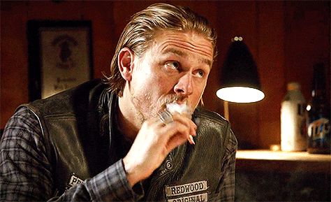 Jax Teller Gif, Swedish Guys, Jackson Teller, Raleigh Becket, Charlie Charlie, Sons Of Anarchy Samcro, Carla Diaz, Smile Gif