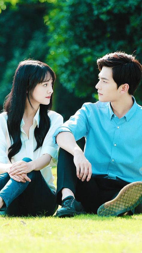 Iam obsessed I ship them soooo badly Yang Yang Zheng Shuang, Love O2o, Love 020, Yang Yang Actor, Korean Drama List, Asian Love, Romantic Anime Couples, Couples Images, Chinese Drama