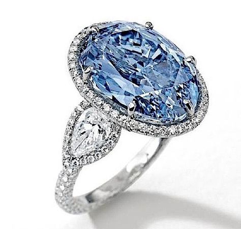 Ice Blue Diamond Ring, Vintage Blue Diamond Ring, Oval Blue Diamond Ring, Blue Diamond Rings, Color Diamond Ring, Expensive Diamond, Blue Diamond Ring, Blue Diamonds, Diamond Ring Set