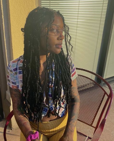 Faux Locs With Beads, Locs With Beads, Bohemian Faux Locs, Sun Child, Aesthetic Hairstyles, Box Braids Hairstyles For Black Women, Beautiful Natural Hair, Girlfriend Material, Braids With Beads