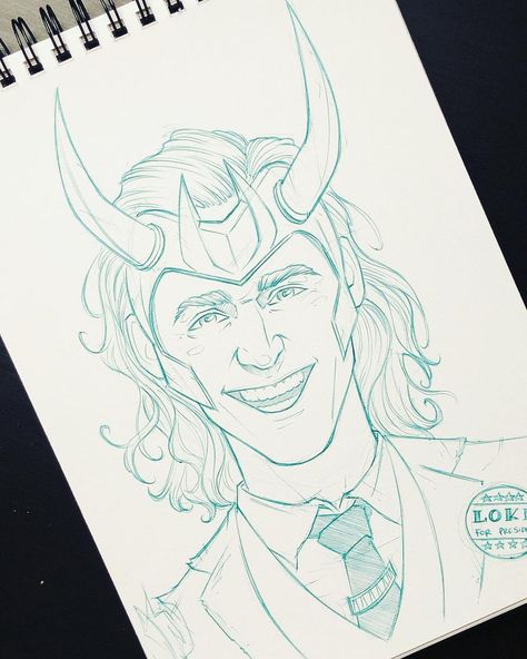 Marvel Villains Drawing, Marvel Character Drawings, Loki Art Draw, Marvel Avengers Sketches, How To Draw Loki, Dc Drawings Sketches, Marvel Drawing Ideas Art, Avengers Drawings Sketches, Marvel Drawings Sketches