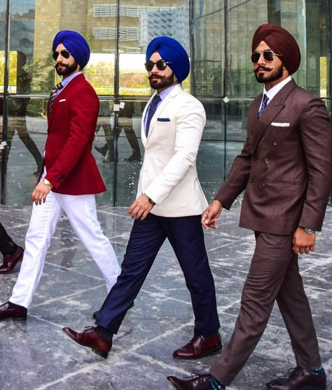 Brown Groom Suit, Singh Street Style, Gents Style, Mens Dress Outfits, Groom Dress Men, Blazer Outfits Men, Mens Wedding Attire, Punjabi Fashion, Preppy Mens Fashion