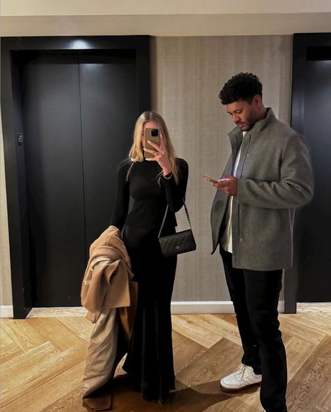 couple goals, NYC date night outfit ideas, mirror pic moments, couples content, hotel date night Hotel Boyfriend, Luxury Date Night Aesthetic, City Date Night Aesthetic, Date Night Selfie, Couple Night Out, Hotel Night With Boyfriend, Couples Hotel Night, Date Night Pics Black Couple, Date Night Couples Aesthetics