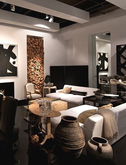 Afrocentric Glam Decor, African Contemporary Interior Design, Afro Modern Interior Design, Kenyan Decor Interior Design, Luxury African Interior Design, African Home Decor Ideas, African-inspired Living Room Decor Ideas, Minimal African Interior, African Interior Design