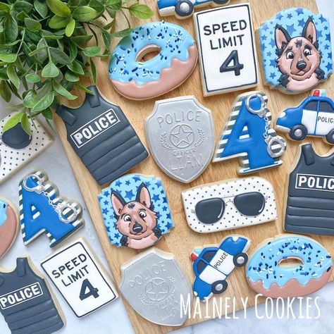 Police Royal Icing Cookies, Police Badge Cookies, Police Themed Cookies, Police Car Cookies, Police Decorated Cookies, Police Cookies, Police Cookies Decorated, Kids Police, Car Cookies