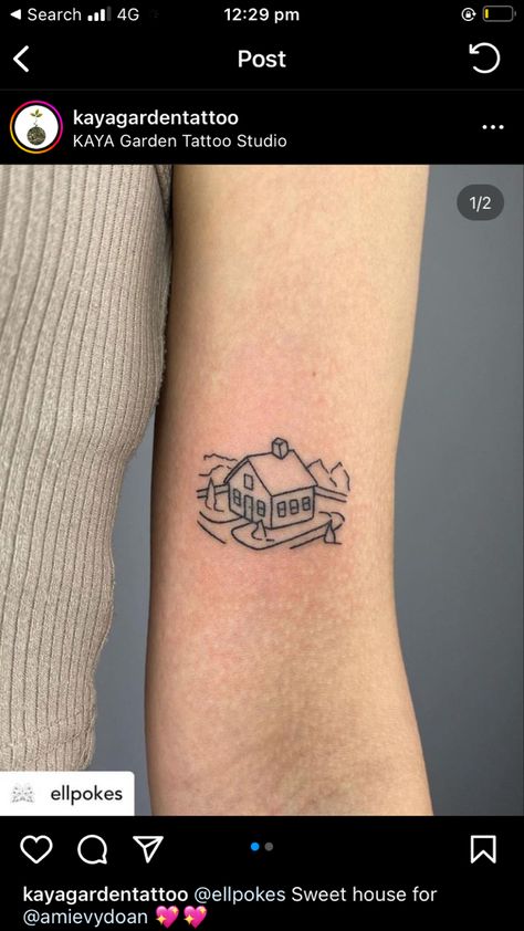 Farmhouse Tattoo, Homestead Tattoo, Childhood Home Tattoo, House Tattoo Simple, House Tattoos, Tattoo House, Ems Tattoos, Tattoos 2024, Berlin Tattoo