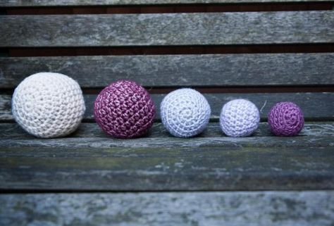 How to Crochet Balls | Craftsy Crochet A Ball, Crochet Balls, Chat Crochet, Double Crochet Decrease, Round Crochet, Crochet Ball, Crochet Decrease, Double Crochet Stitch, Crochet Round