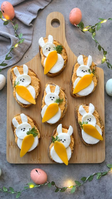 CHERRY TOMATO WATER LILLIES🪷 With yellow and red cherry tomatoes, mozzarella and basil. #appetizers #horsdoeuvres #tricolore… | Instagram Basil Appetizers, Mozzarella Crostini, Tomato Water, Easter Party Food, Easy Easter Treats, Easter Bunny Treats, Easter Appetizers, Creative Snacks, Easter Dinner Recipes