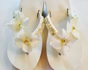 Wedding Flip Flops.Bridal Flip Flops. Platform Flip | Etsy White Tropical Flip Flops For Beach Season, Flip Flops Platform, White Leather Footbed Open-toe Flip Flops, Shoes Beach Wedding, Casual Flower-shaped Flip Flops For Spring, Bridesmaid Sandals, Summer Vacation Flower-shaped Flip Flops, Bridal Flip Flops, Beach Wedding Sandals