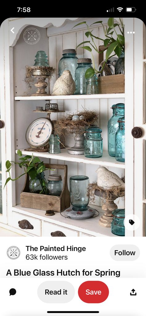 Hutch Decor, Blue Glass Bottles, Vintage Farmhouse Decor, 아파트 인테리어, Odds And Ends, Great Week, Country Farmhouse Decor, Spring Home Decor, Farmhouse Chic