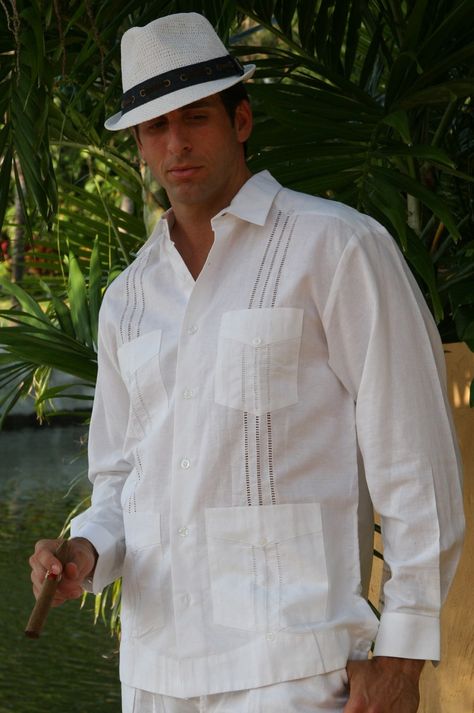 Menswear for a beach wedding (Caribbean region): guayabera shirt and khakis. Click the photo for information about cut, color, and material suitable for the event. The shirts can be ordered here: http://www.mycubanstore.com/ Guayabera Outfit, Havana Party, Cuban Men, Father Of The Bride Outfit, Cuba Fashion, Havana Nights Party, Party Outfit College, Cuban Culture, Cuban Style