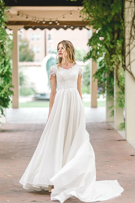 Sleeves Wedding Gown, Dress With Sleeves Wedding, Cooper Wedding, Gown Sleeves, Flowy Wedding Dress, Modest Wedding Dresses With Sleeves, Wedding Dress Modest, Taffeta Wedding Dress, Wedding Dresses Taffeta