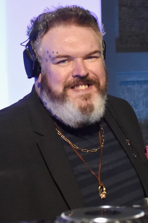 Kristian Nairn, Silver Foxes, Square Sunglasses Men, Feel Good, Square Sunglass, Interview, Chain Necklace, Fan, Health