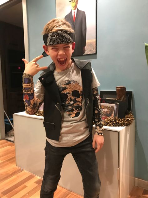 Rock Star Family Costume, Rock N Roll Spirit Week Outfit, Boys Decade Day Outfits, Kids Rock N Roll Outfit, Kids Rockstar Costume Diy, Rockstar Dress Up Day At School, Boys 80s Outfit Ideas, Kids 70s Outfit Ideas Boys, Rockstar Costume Kids