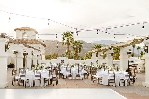 Palm Springs Wedding Bridesmaids, Wedding Colora, Desert Wedding Photos, Spring Wedding Bridesmaids, Palm Springs Wedding Venues, Wedding Cheers, Venue Design, Sky Wedding, Spring Wedding Photos