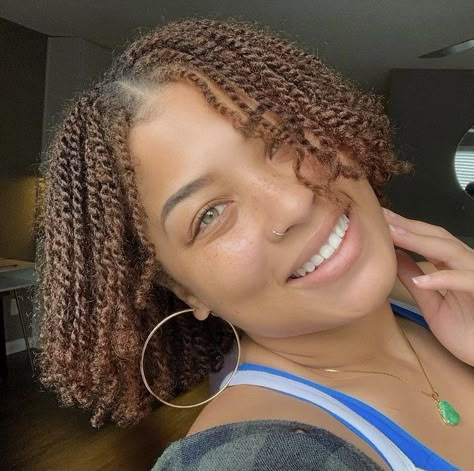 Honey Blonde Mini Twists, Hair Styles For Permed Hair, Protective Hairstyles For Short Natural, Hair Protective Hairstyles, Protective Natural Hairstyles, Hairstyles For Short Natural Hair, Black Hair Protective Styles, Havana Twists, Thick Natural Hair