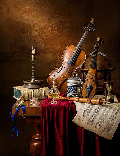 Musical Still Life with the 5 senses. | Flickr - Photo Sharing! Arte Jazz, Violin Art, Still Life Photos, Decoration Photo, Best B, Musical Art, Painting Still Life, Still Life Art, Still Life Painting