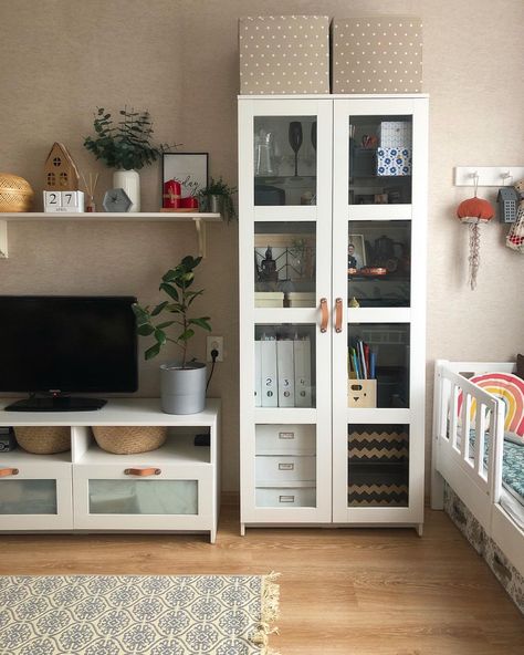 Scandi Room, Meja Tv, Ikea Living Room, Study Decor, Apartment Living Room Design, Reading Corner, Cozy Decor, Diy Creative Crafts, Decor Home Living Room