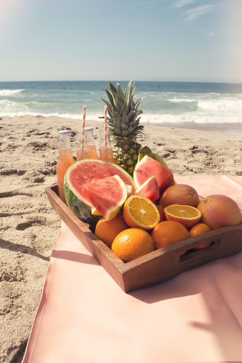 Tropical Picnic, Waking Up Late, Beach Fruit, Resort Vibes, Food Bites, Core Memories, Core Memory, Beach Drinks, Los Angeles Beaches