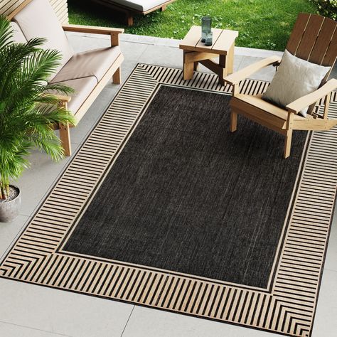 Those who thought stunning floor enhancements were exclusive to indoor spaces haven't encountered our versatile indoor/outdoor area rug. This casual rug brings warmth to any setting with its elegant striped border. Outdoor Patio Rugs Seating Areas, Patio Rugs Outdoor Ideas, Outdoor Rugs Patio Ideas, Outdoor Patio Rug, Grey Outdoor Furniture, Grey Patio, Indoor Outdoor Carpet, Composite Deck, Porch Rug