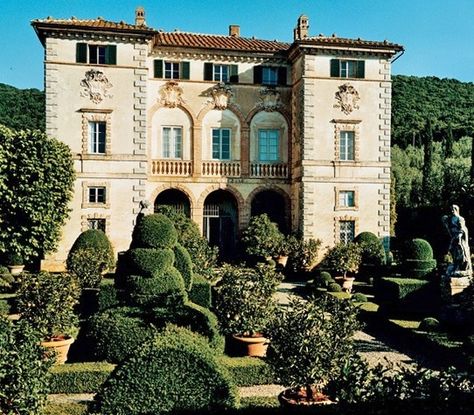 Villa Cetinale, Vogue Italy, Town Homes, Tuscany Villa, Toscana Italia, Tuscan Design, Tuscan Villa, Mediterranean Home Decor, Italian Home