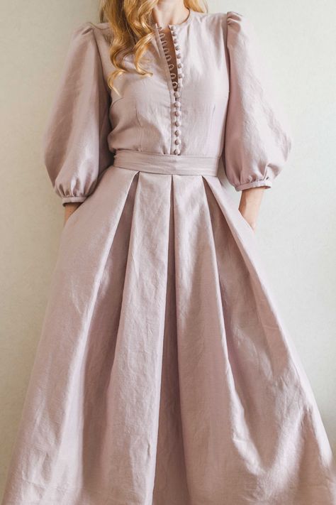 Dress Santai, Midi Dres, Pleated Dresses, Stylish Wedding Dresses, Dress Weights, Modest Dresses Casual, Amelia Dress, Plain Shirt, Fancy Dress Design