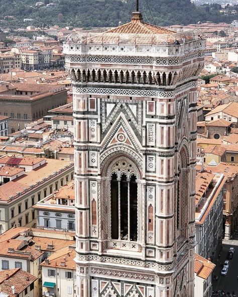 VisitFlorence.com on Instagram: “The magnificent Bell Tower Of Giotto, #Florence. #photo credit @vivirenviajes, thanks!” Tower Tattoo, Visit Florence, Uffizi Gallery, Bell Tower, Vibrant Art, Photo Credit, Florence, Louvre, Tower