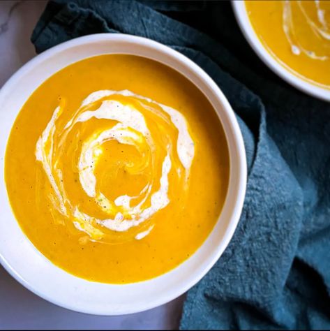 Honeynut Squash Soup with Spiced Cream - Moss En Place Honeynut Squash Soup, Squash Butternut, Dan Barber, Honeynut Squash, Berbere Spice, Garlic Olive Oil, Garlic Head, Blue Hill, Stone Barns