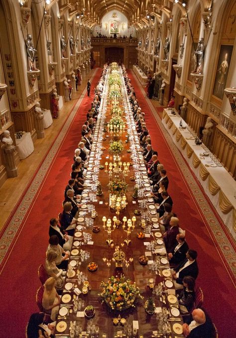 بيوت ملكية, Berkshire England, St Georges Hall, State Dinner, Palace Interior, Castles Interior, Chateau France, Royal Residence, Windsor Castle