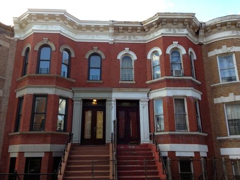 Bronx House, Brownstone Brooklyn, House New York, Row Houses, Landmark Buildings, Fancy Houses, Brick Facade, Row House, Historic Buildings