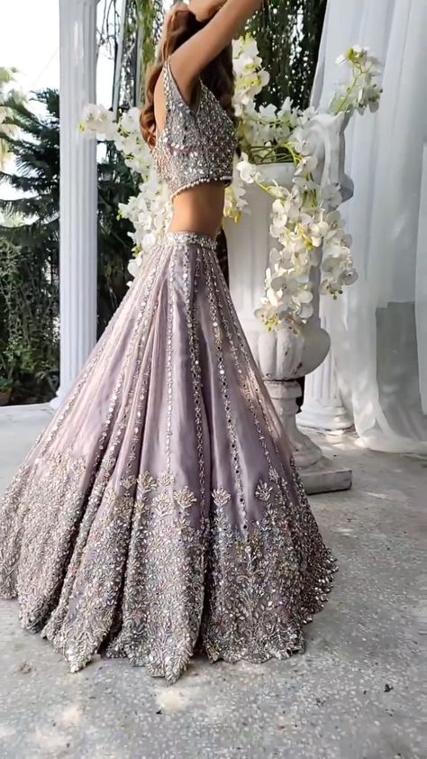 asianweddingmag on Instagram: Wait for it 💗 @asianweddingmag #asianweddingmagazine @samsaracouturehouse Lengha Bridesmaid, Party Dress Pakistani, Pakistani Lengha, Bridesmaid Lengha, Indian Lengha, Sabyasachi Bridal, Engagement Lehenga, Mirror Work Lehenga, Bridesmaid Lehenga