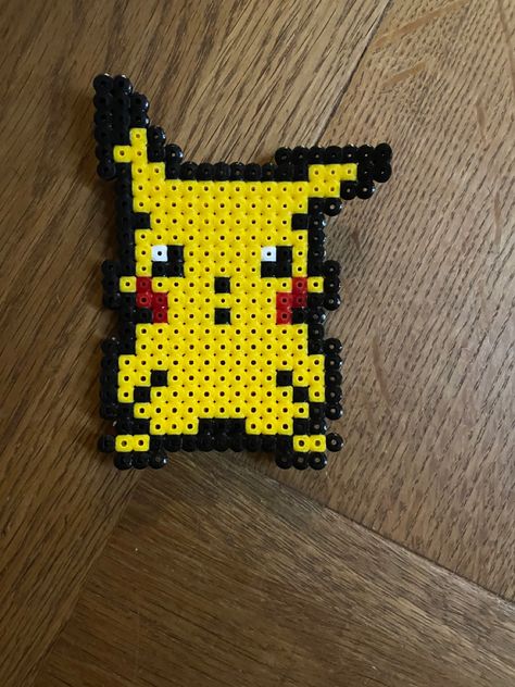 Perler Pikachu, Pokemon Perler, Earbud Holder, Pokemon Perler Beads, Pearl Beads Pattern, Easy Perler Beads Ideas, Beads Pattern, Hamma Beads, Diy Perler Bead Crafts