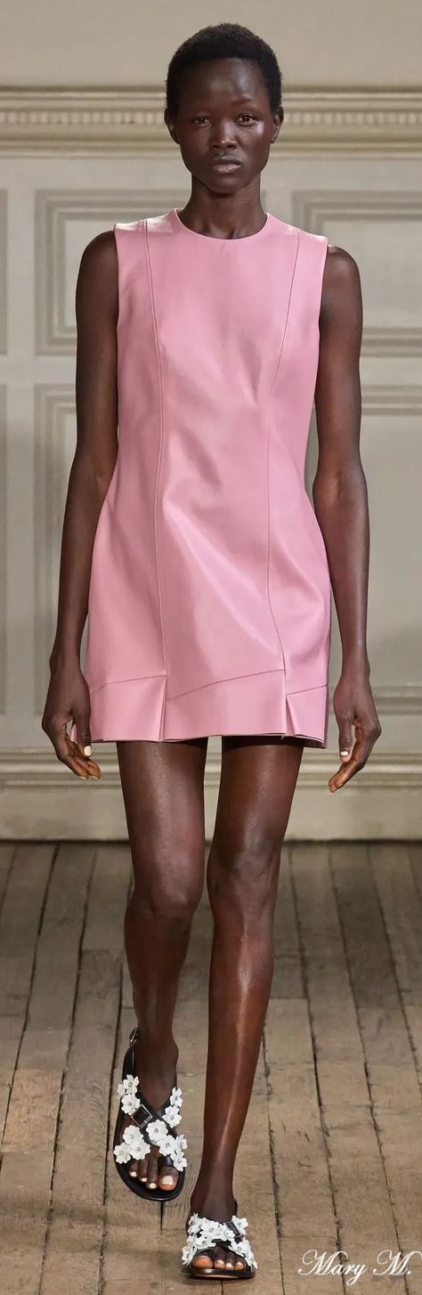 #EmiliaWickstead #Spring2025RTW #Fashionrunway 2025 Runway, Resort 2025, 2025 Spring, Spring 2025, Emilia Wickstead, Pink Tone, Women Trends, Spring Fashion, Clothes For Women