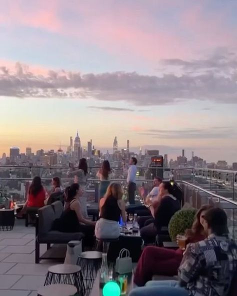 New York City 🗽 NYC Travel | Hotels | Food | Tips on Instagram: "Sipping Cocktails with a Skyline View in NYC’s Best Rooftop Bars!😍✨🇺🇸🗽  Share this with the first person on your tag list!❤️  📸: @newyork_bars  📍 The Crown at 50 Bowery 📍 Lost in Paradise Rooftop 📍Public Hotels 📍 Jimmy Soho Rooftop 📍 Stavros Niarchos" Stavros Niarchos, Nyc Dream, Rooftop Bars Nyc, New York Sunset, Nyc Pics, 2024 Manifestation, New York Bar, Public Hotel, Nyc Rooftop