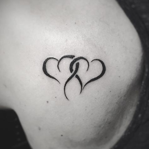 Twisted Heart Tattoo, Two Heart Tattoo, Double Heart Tattoo, Two Hearts Tattoo, Heart Outline Tattoo, Heart Tattoo On Finger, Shoulder Tats, Couples Tattoos, Anklet Tattoos