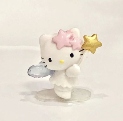 Mani Core, Playlist Pics, Tea Princess, Charmmy Kitty, Shaped Sunglasses, Hello Kitty Items, Cute Room Decor, Clay Charms, 가을 패션